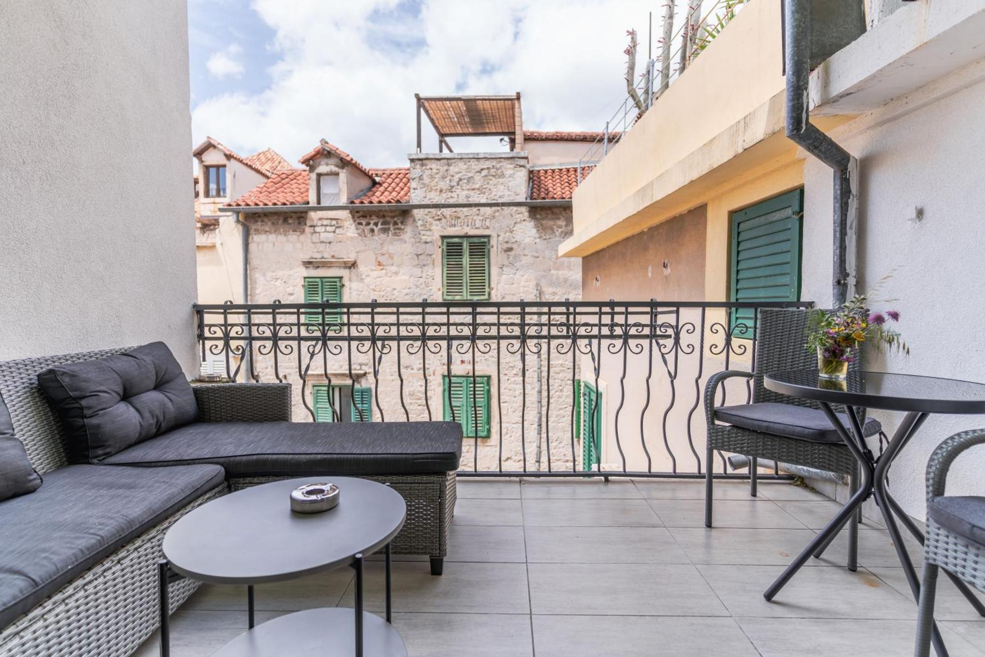 Downtown Hostel Split Exterior foto